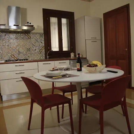 Vespri 15 Apartment *